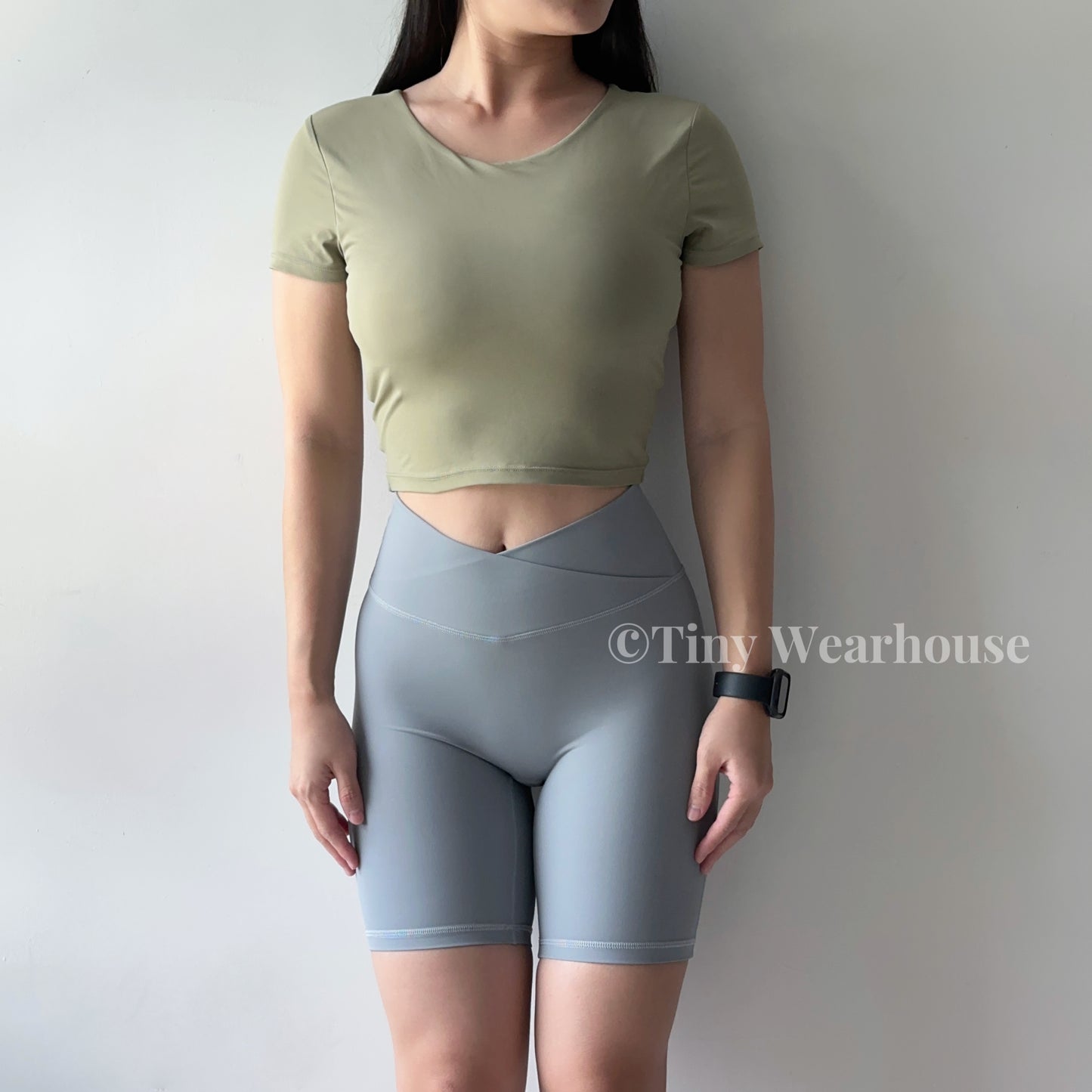 V字交叉褲頭高腰柔軟五分運動短褲(4色)