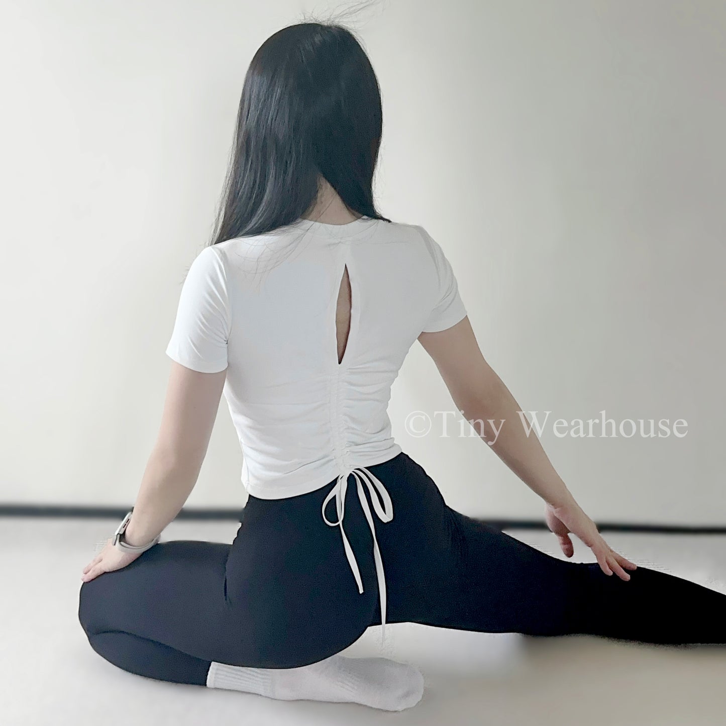 固定罩杯後綁帶美背短袖上衣（3色）