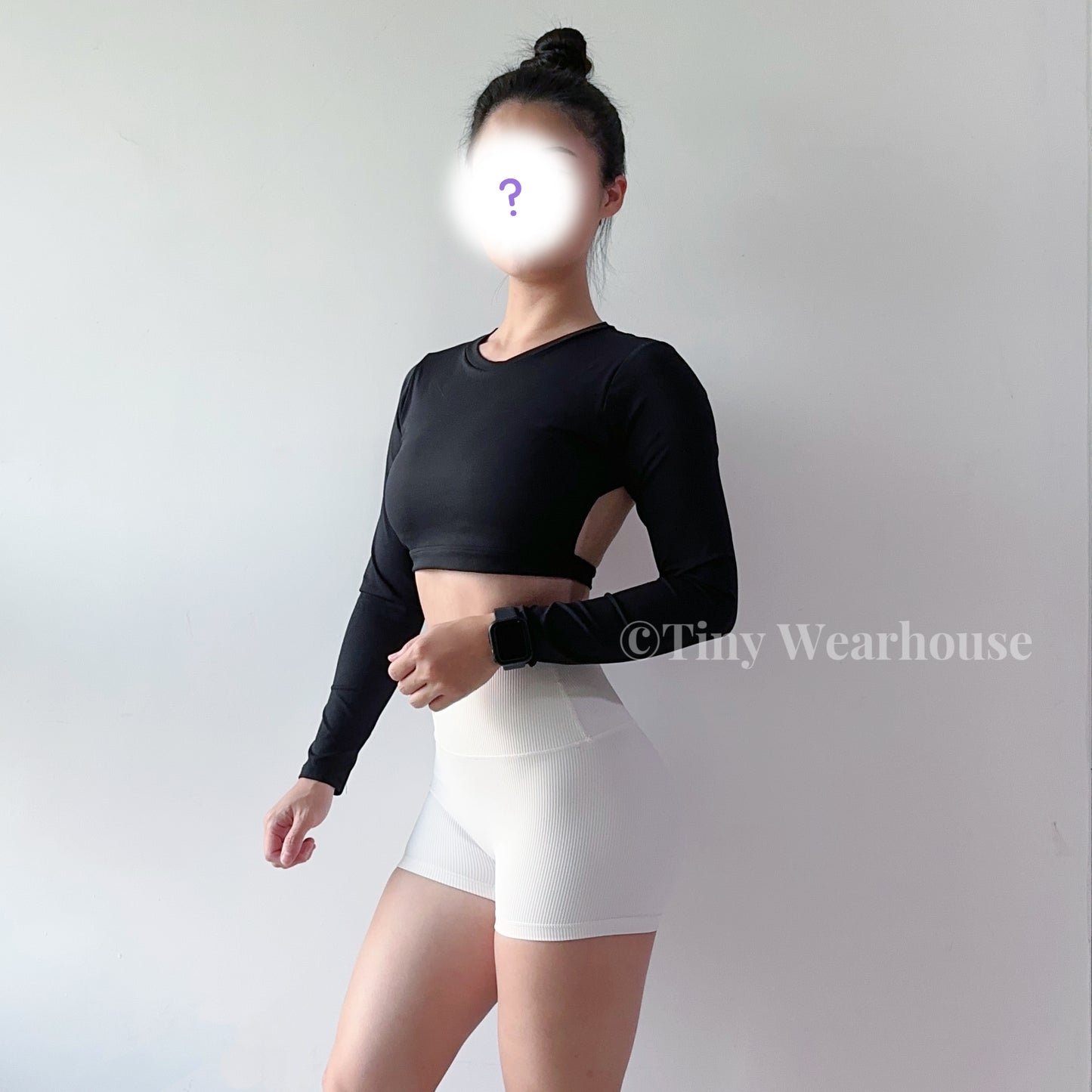 帶胸墊大露背一字線長袖運動上衣