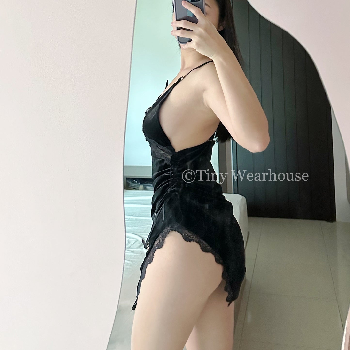 高級感絲絨開衩美背睡衣（3色）