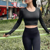 帶胸墊圓領多線條美背運動上衣（2色）