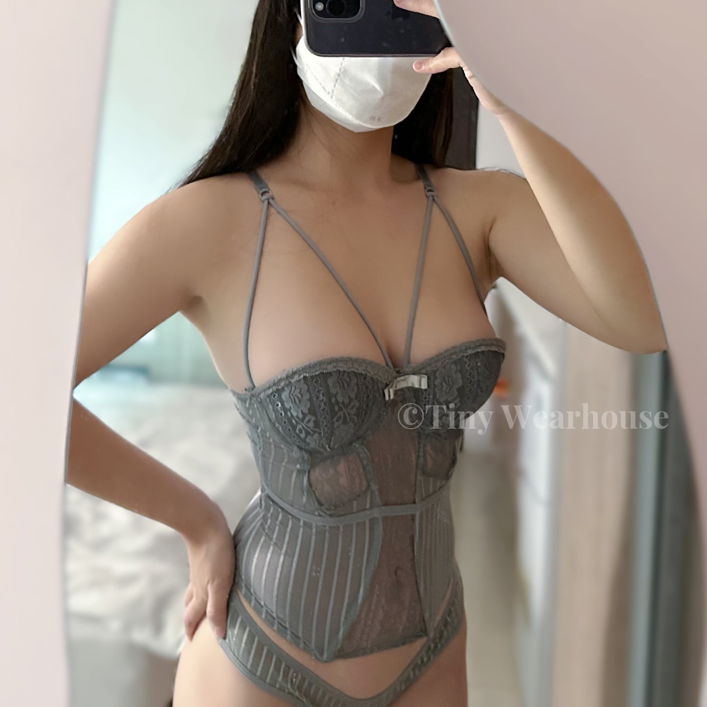 細肩帶馬甲立體罩杯半身內衣（2色）