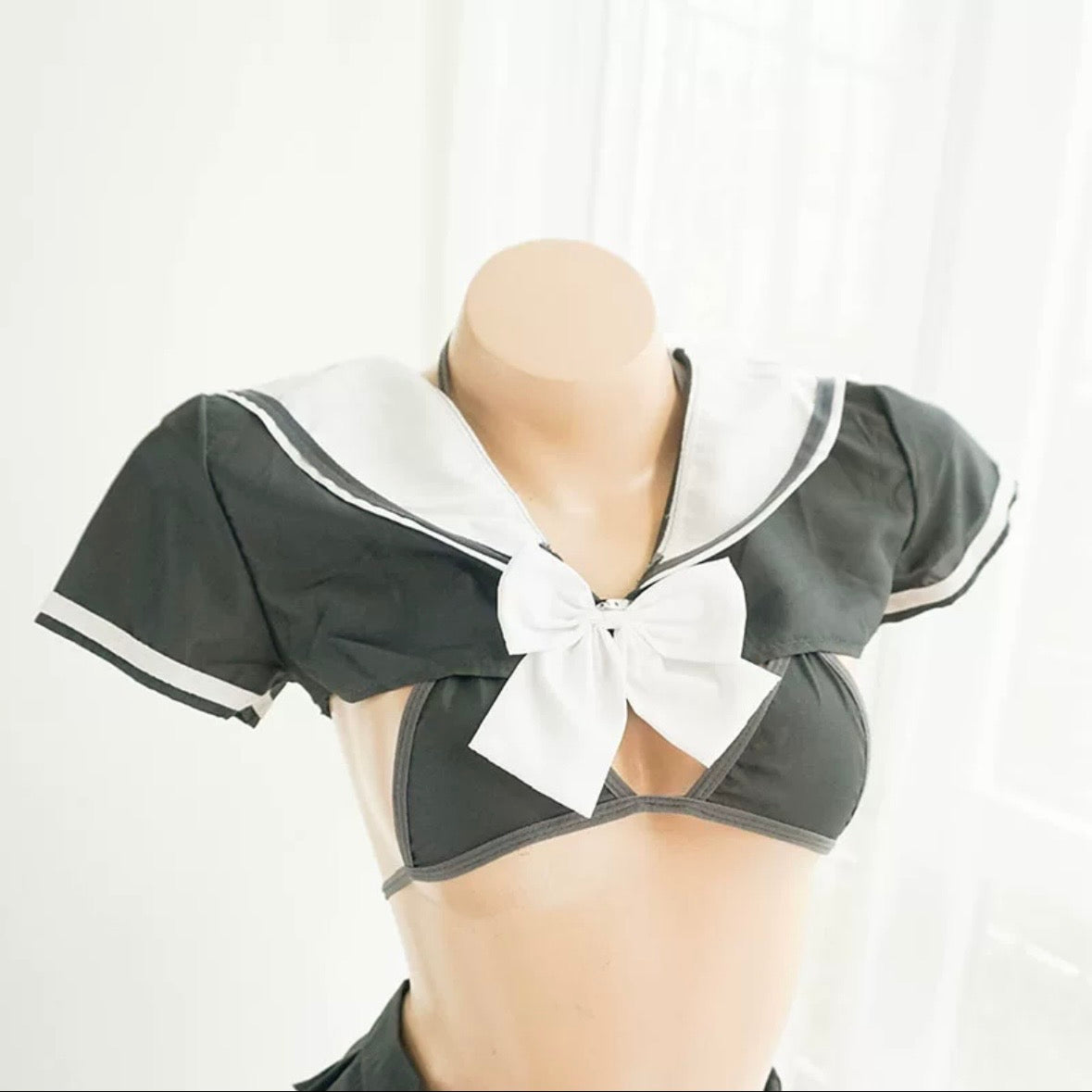 蝴蝶結學生妹水手服比基尼情趣內衣