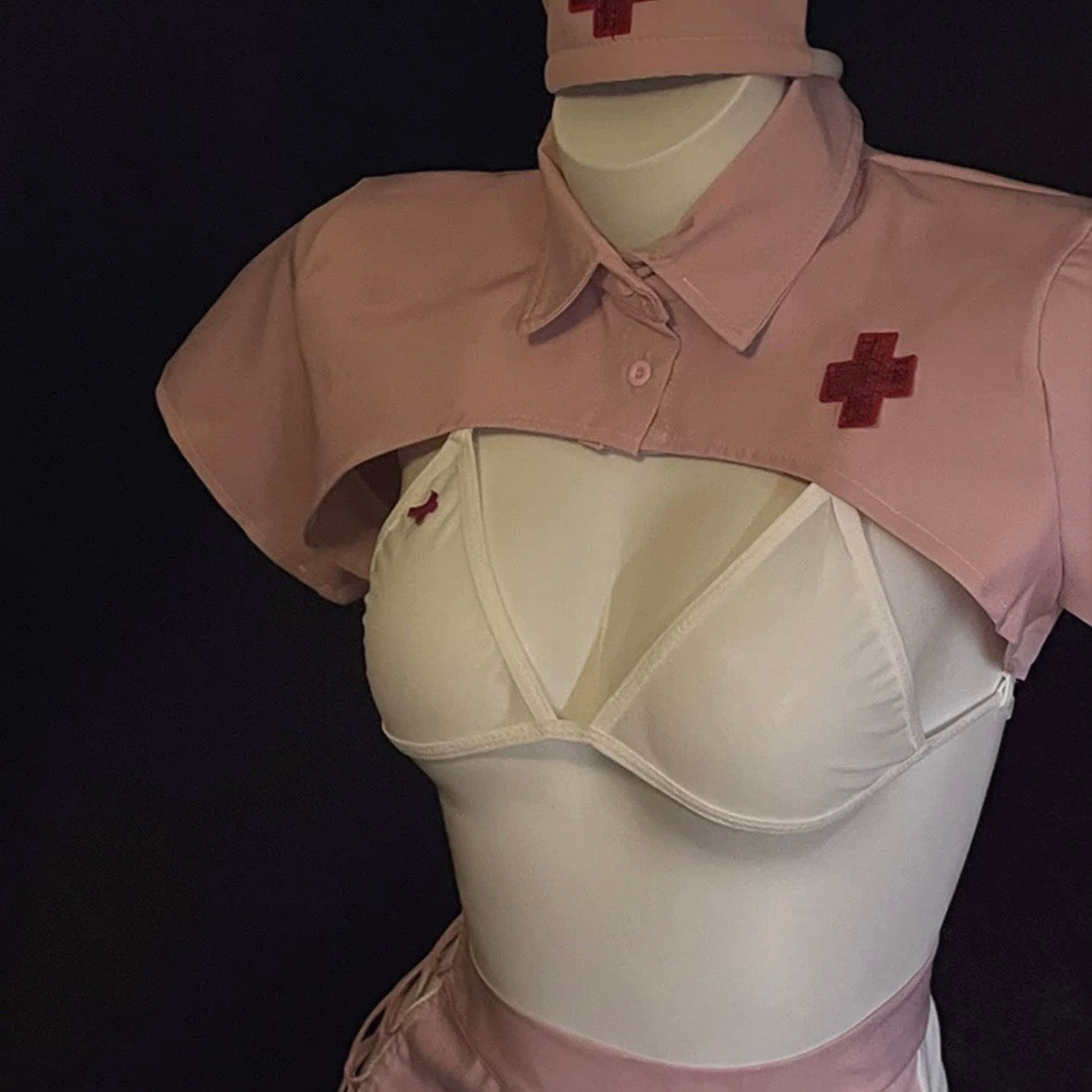 粉嫩側抽繩透膚四件式小護士服情趣內衣