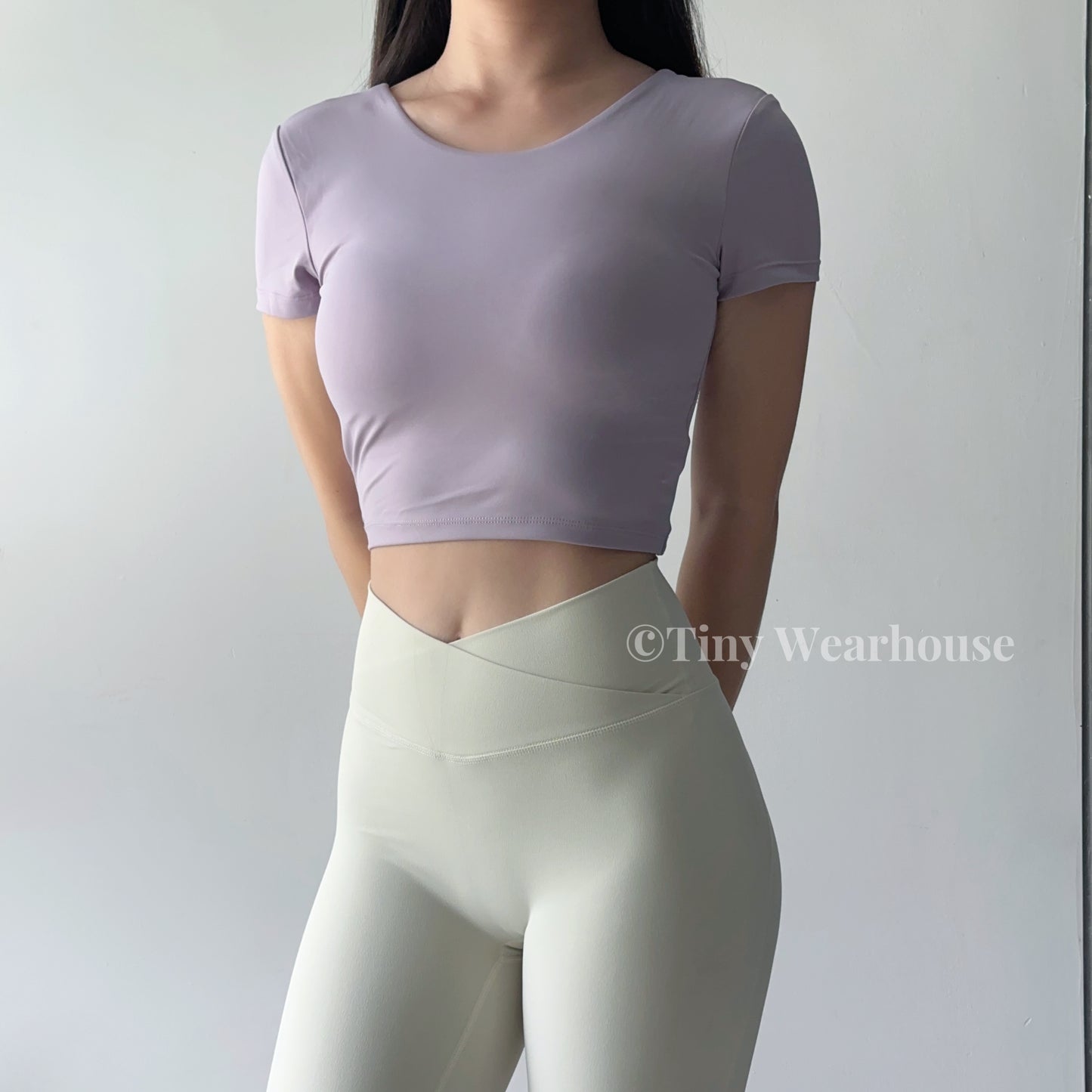 V字交叉褲頭高腰柔軟五分運動短褲（4色）