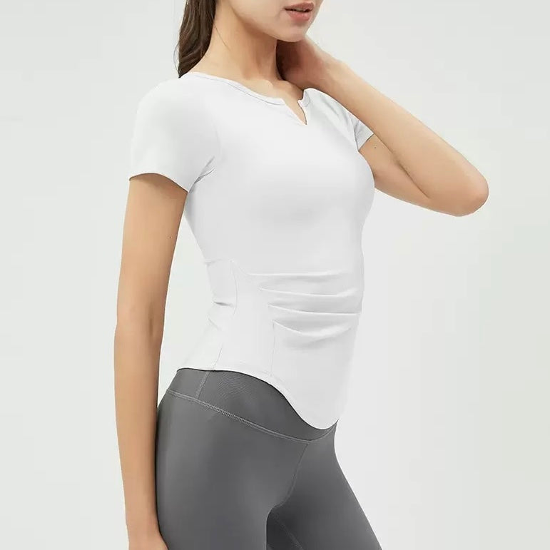 帶胸墊小V領抓皺短袖運動上衣（4色）