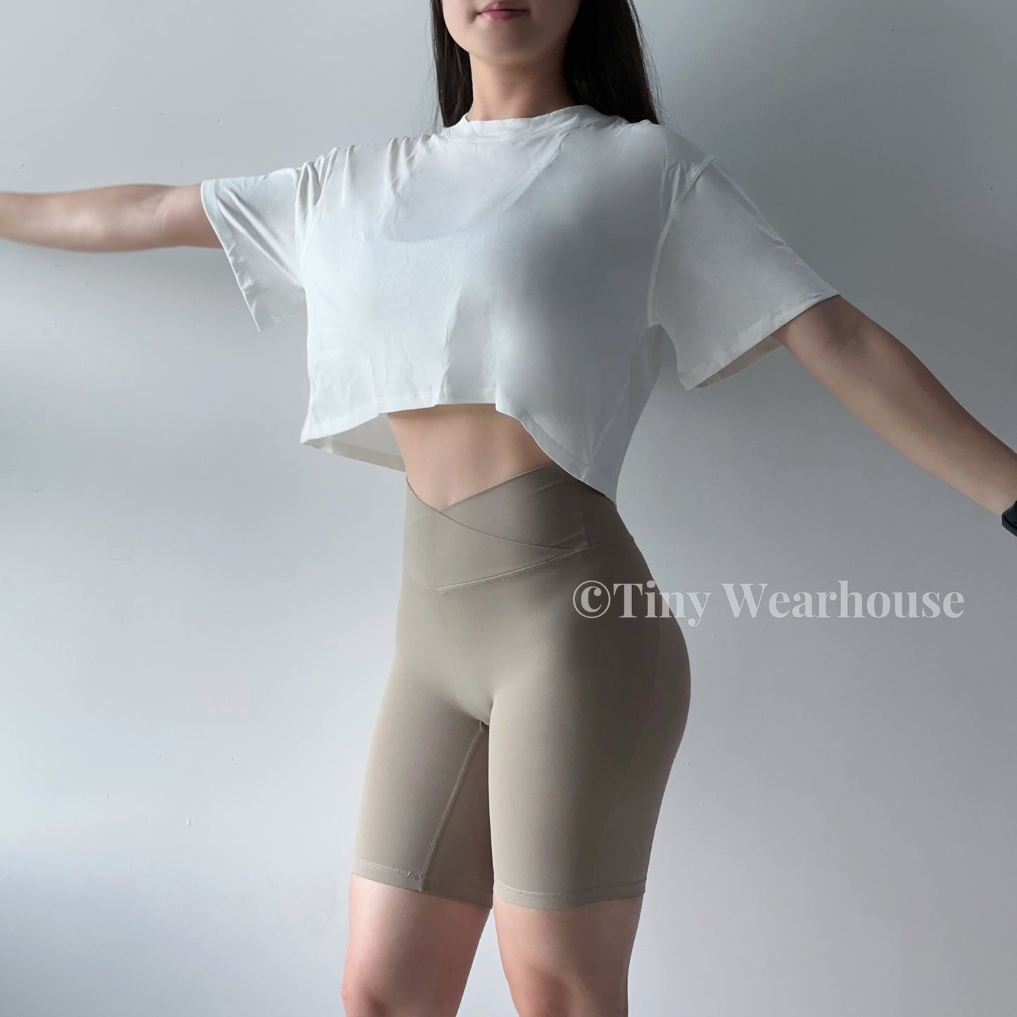 莫代爾棉舒適親膚短版上衣（4色）