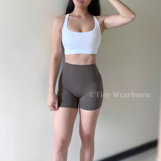 自帶內褲高腰後口袋三分運動短褲（4色）