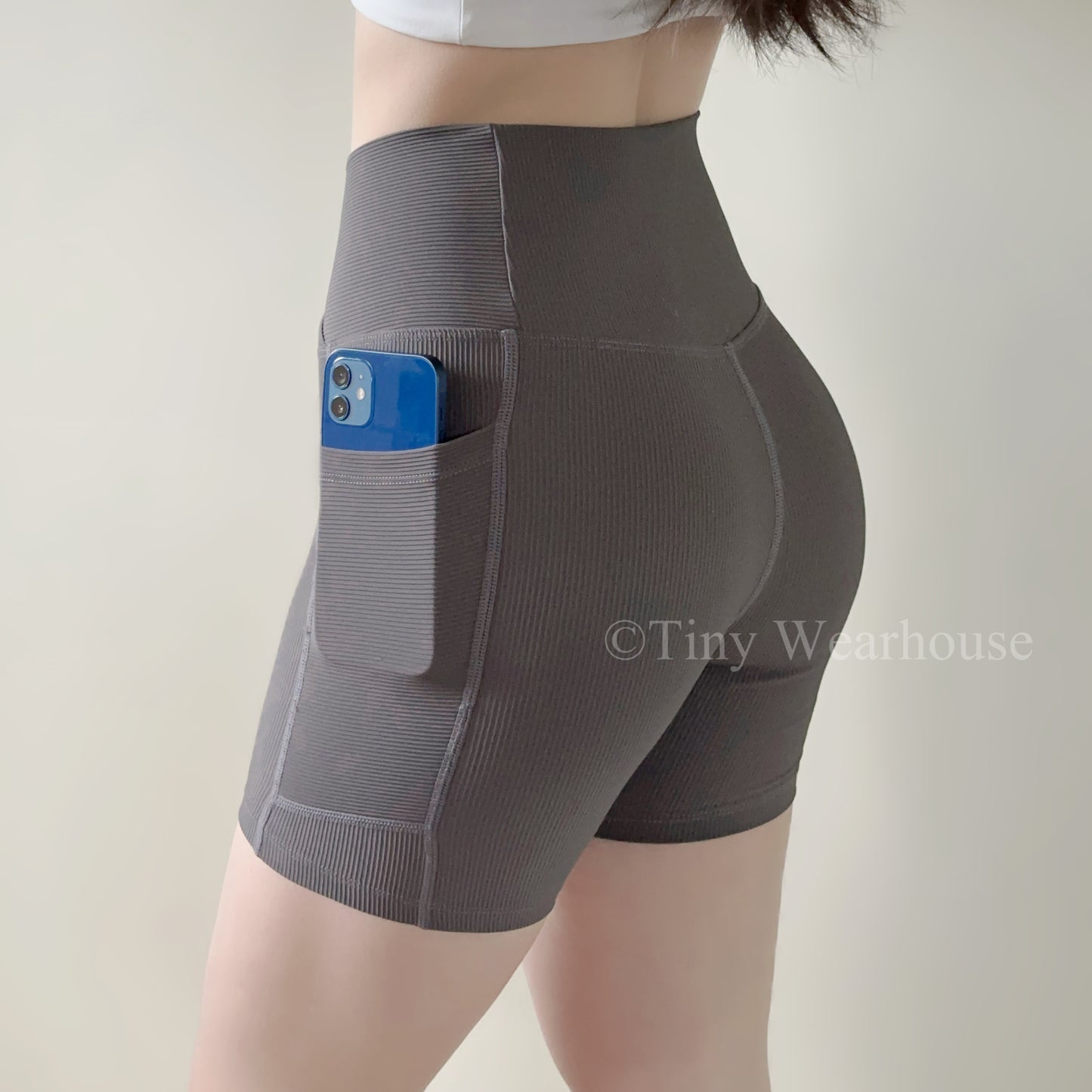 側口袋螺紋V字交叉褲頭四分運動短褲（3色）