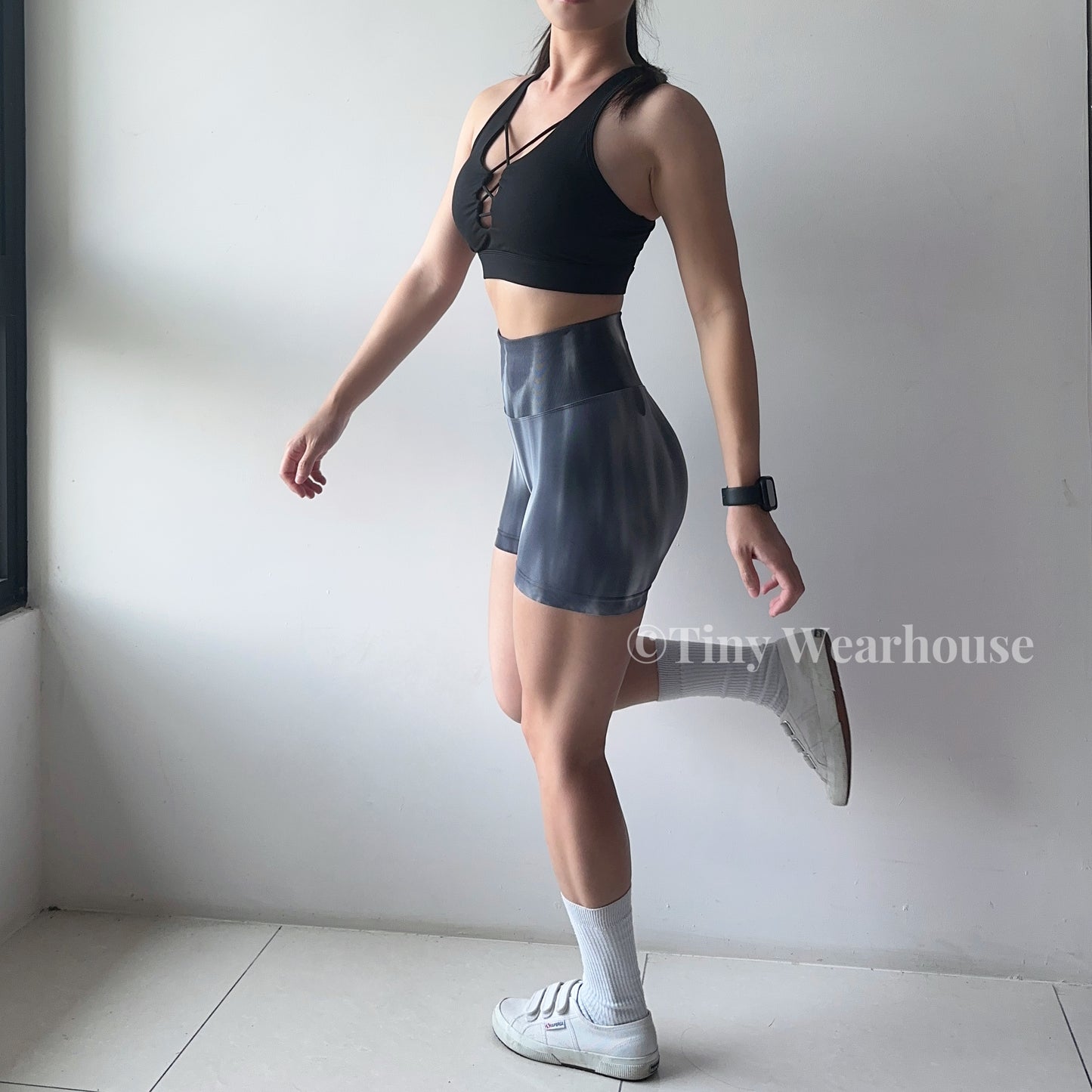 交叉線條大辣運動內衣（2色）