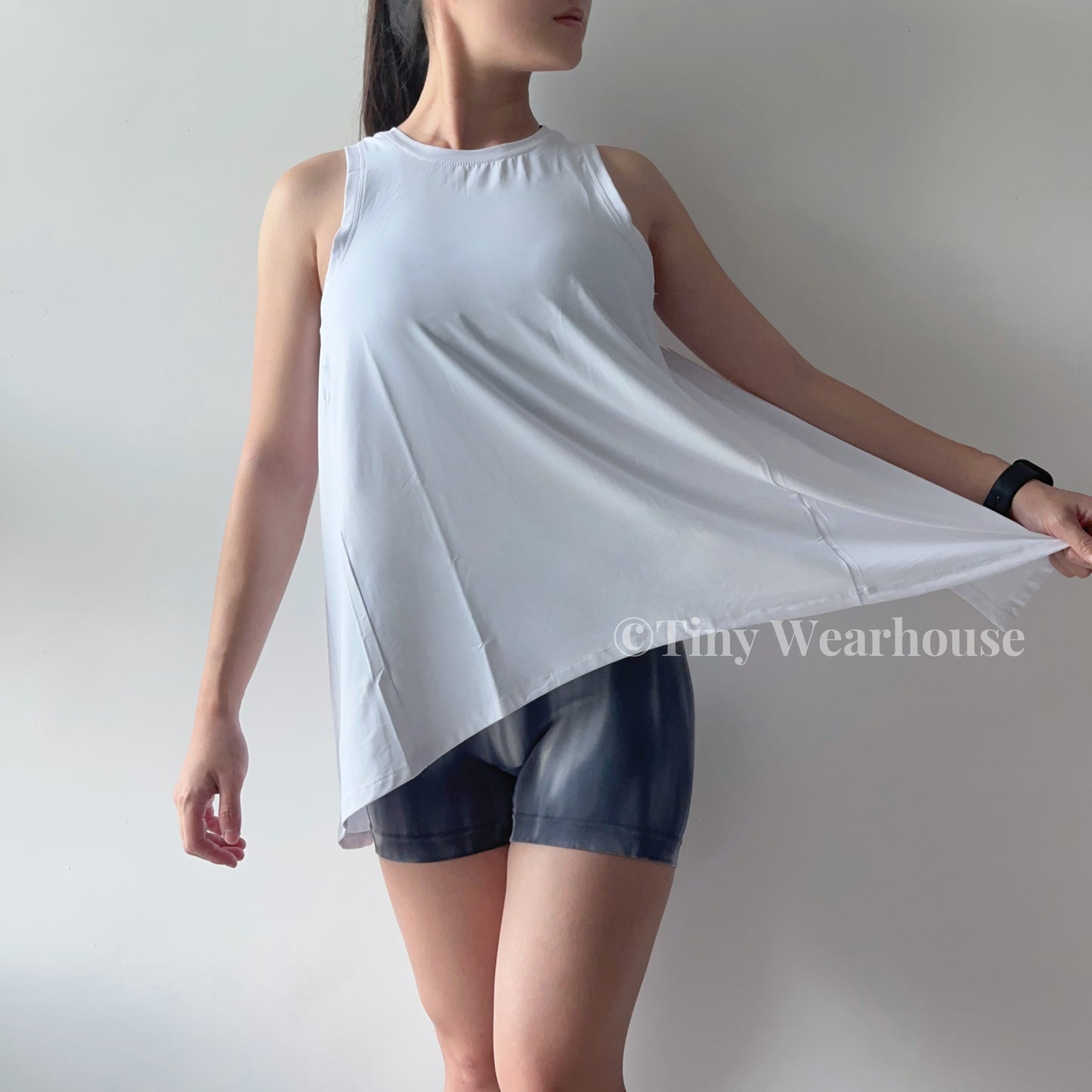 兩穿大露背圓領運動背心罩衫（4色）