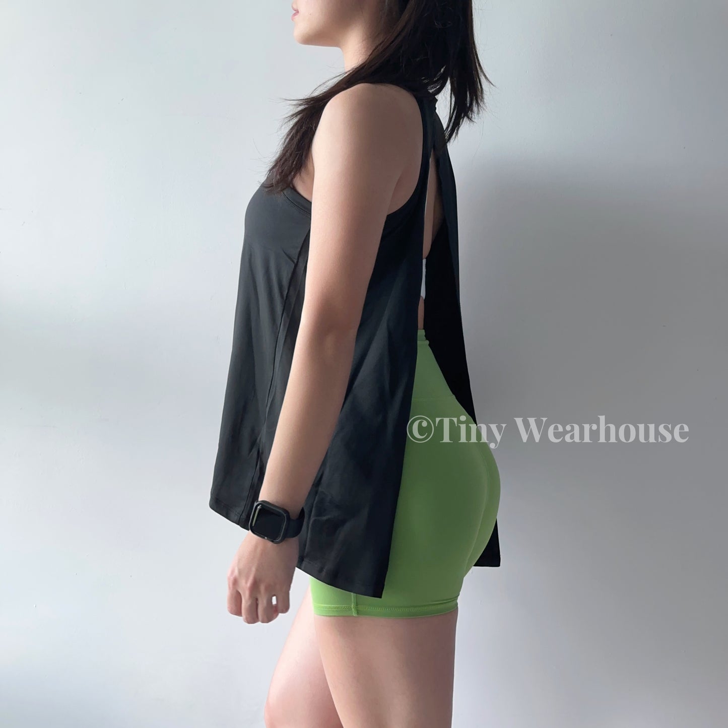 兩穿大露背圓領運動背心罩衫（4色）