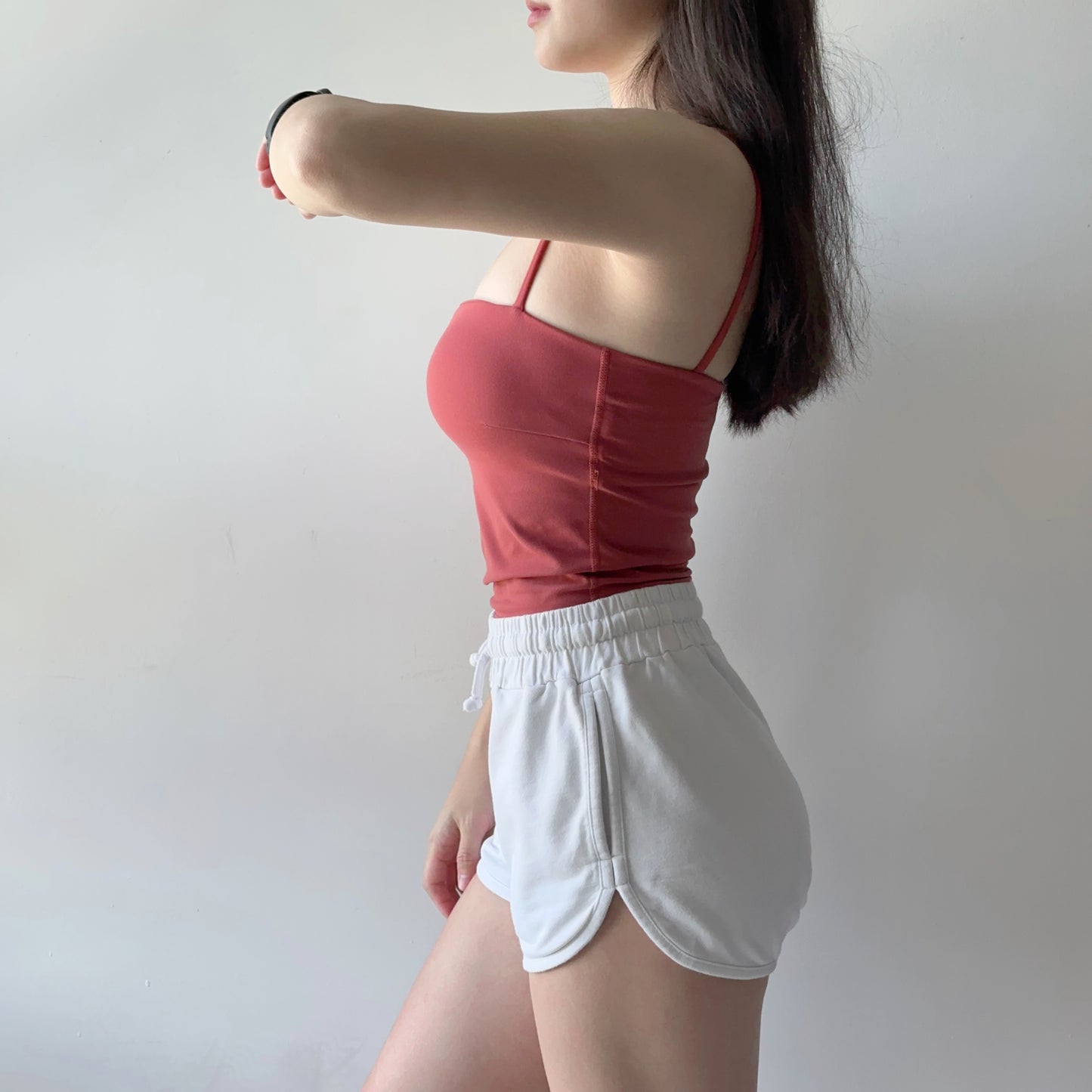 帶胸墊細肩帶平口運動背心 Bra Top（4色）