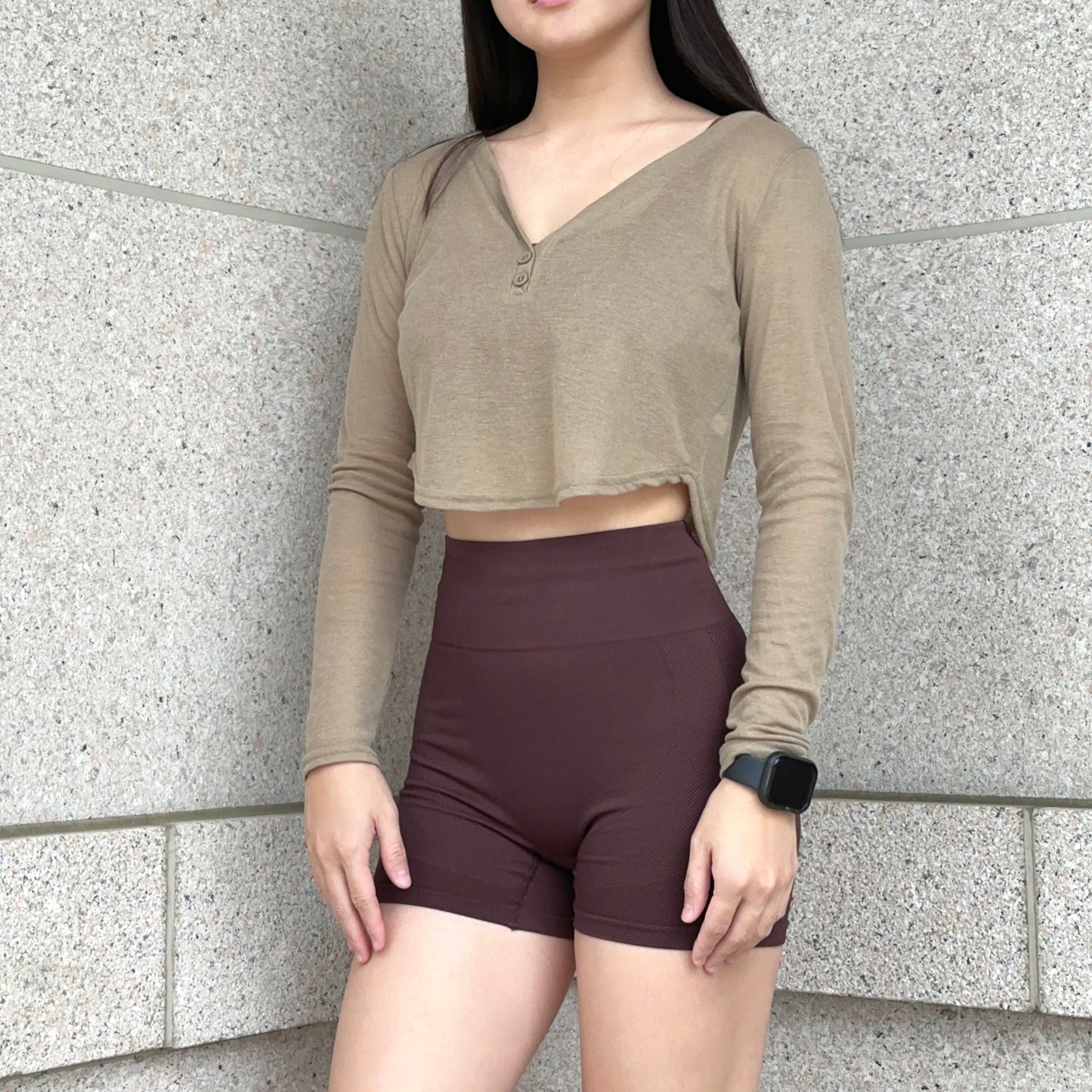 前鈕扣透膚針織罩衫（3色）