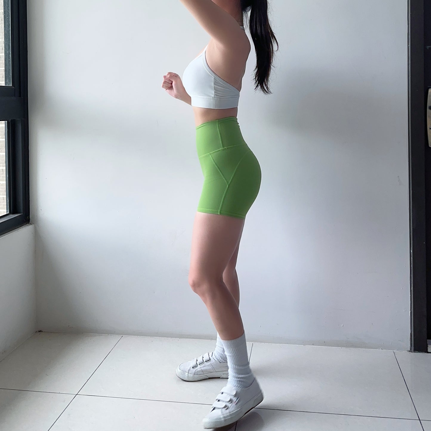 自帶內褲高腰後口袋三分運動短褲（5色）