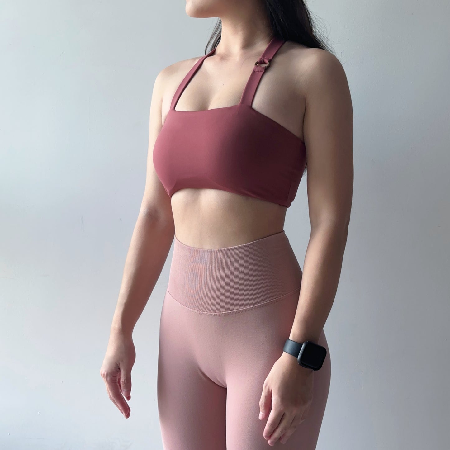 圓環掛脖平口運動內衣（2色）