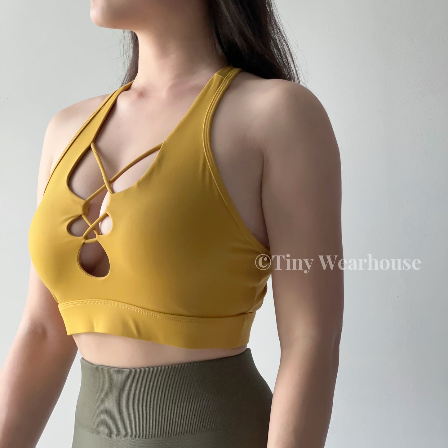 交叉線條大辣運動內衣（2色）