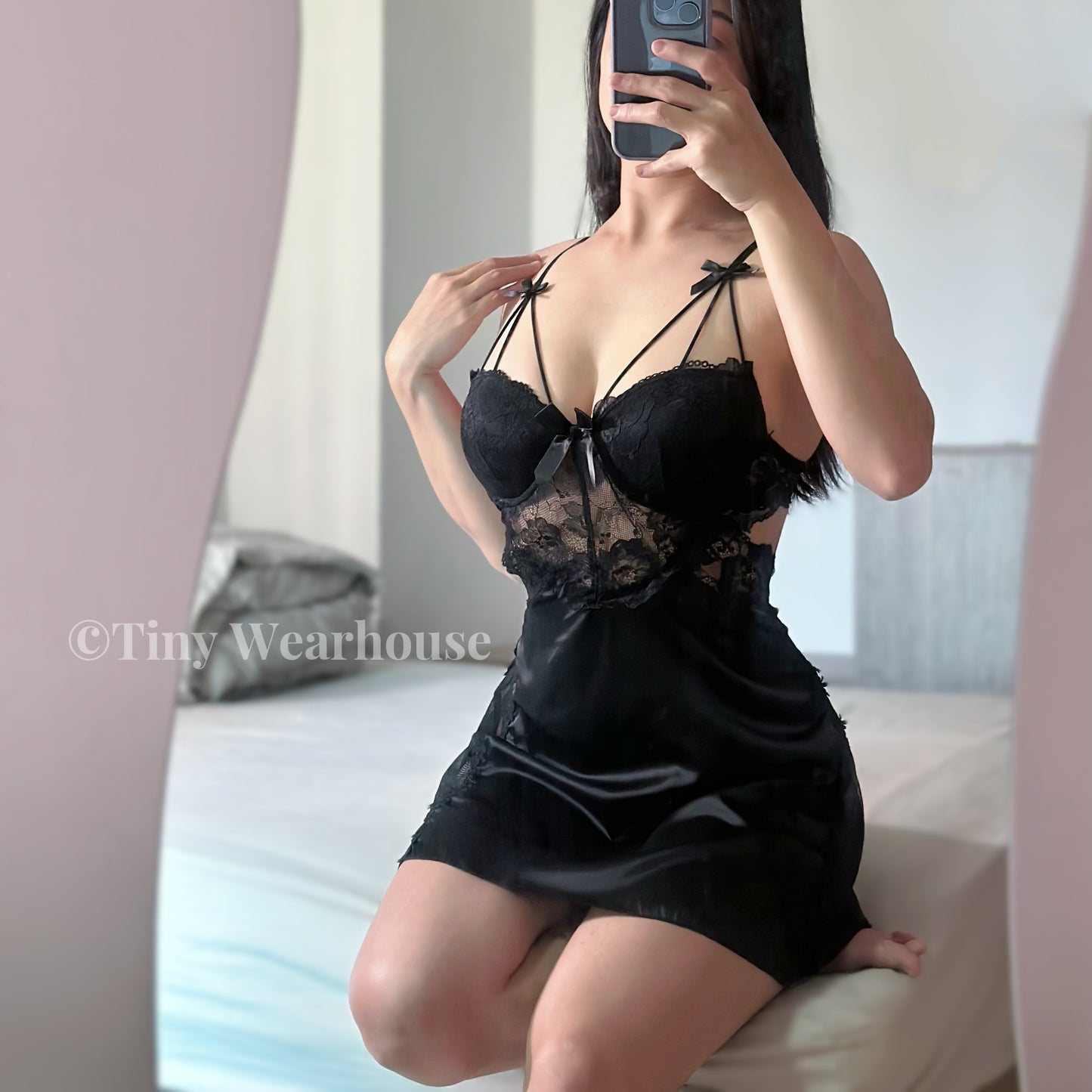 帶罩杯冰絲緞面高級感美背連身裙（2色）